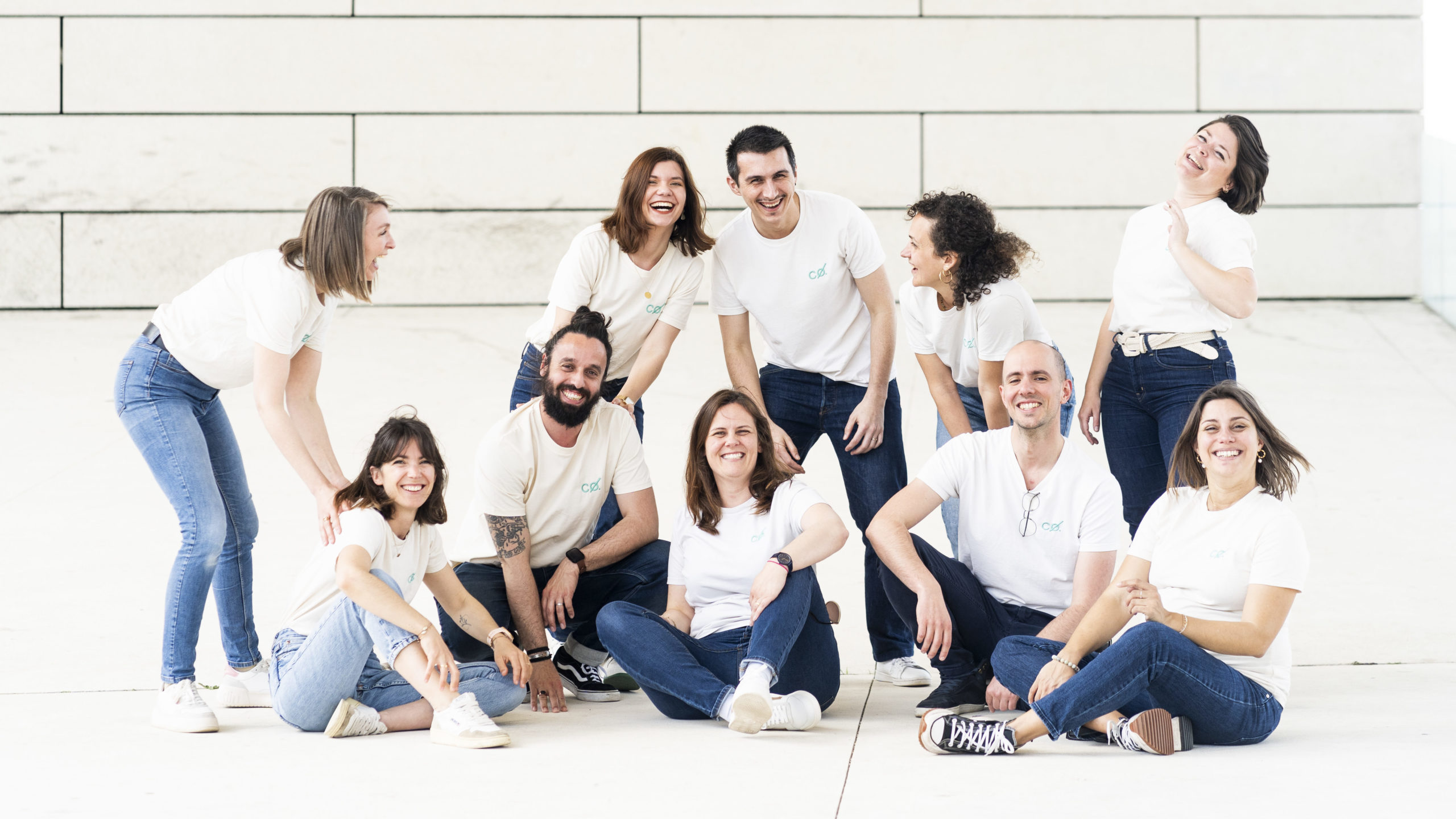 Photo de groupe du collectif de freelances Cosme